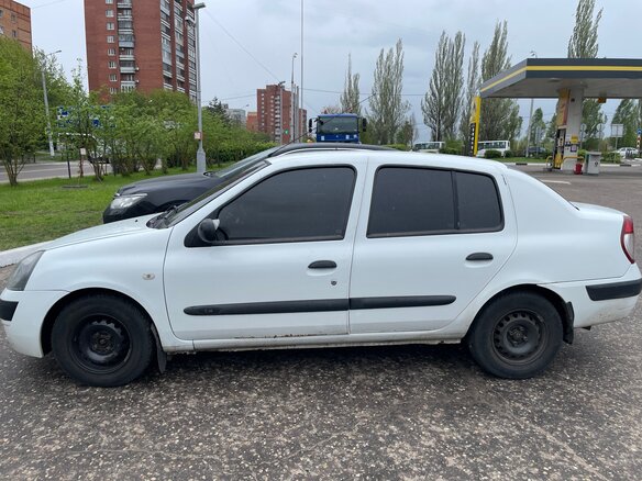 2005 Renault Symbol I Рестайлинг, белый, 190000 рублей - вид 6