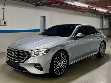 2025 Mercedes-Benz E-Класс 450 VI (W214, S214), серебристый, 12290000 рублей, вид 3