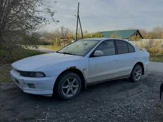 1998 Mitsubishi Galant VIII, белый, 280000 рублей, вид 2