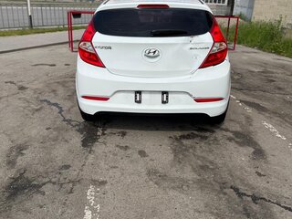 2014 Hyundai Solaris I Рестайлинг, белый, 800000 рублей, вид 4