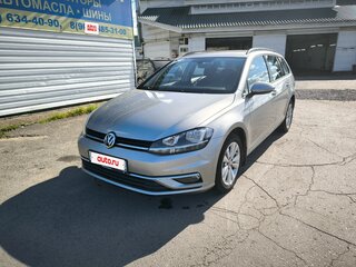 2020 Volkswagen Golf VII Рестайлинг, серебристый, 1800000 рублей, вид 1