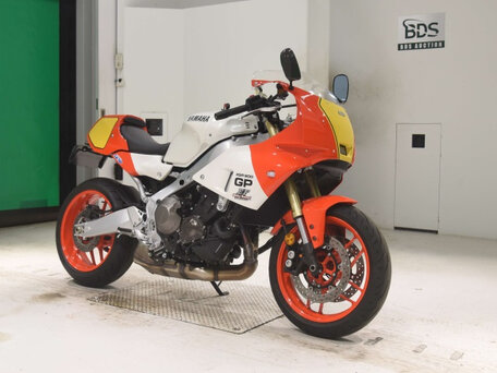 2024 Yamaha XSR900, белый, 1400000 рублей, вид 3