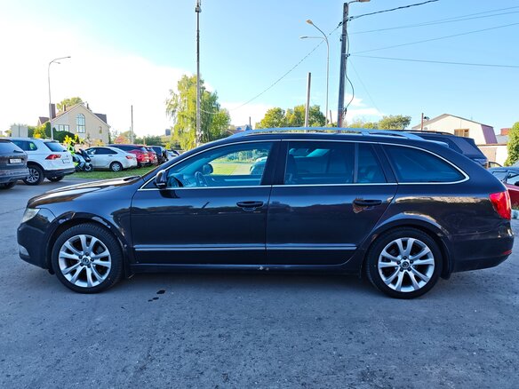 2011 Skoda Superb II, коричневый, 1050000 рублей - вид 5