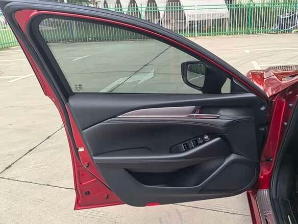 2023 Mazda 6 Atenza III (GJ) Рестайлинг 2, красный, 1640000 рублей - вид 23