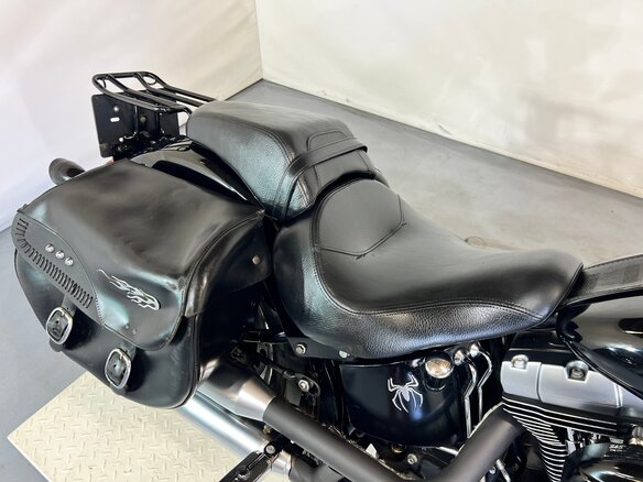 2009 Harley-Davidson Fat Boy, чёрный, 549000 рублей - вид 5