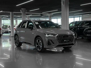 2026 Audi Q3 45 TFSI II (F3), серый, 4900000 рублей, вид 2