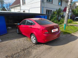 2014 Hyundai Solaris I Рестайлинг, красный, 1100000 рублей, вид 3