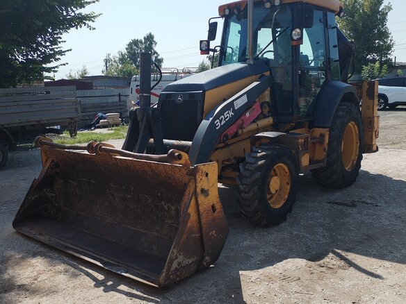 2012 John Deere 325K, жёлтый, 4250000 рублей - вид 6