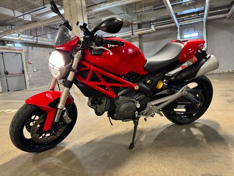 2014 Ducati Monster 696, красный, 450000 рублей, вид 1