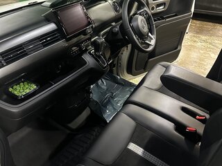 2022 Honda N-BOX II Рестайлинг, белый, 2150000 рублей, вид 4