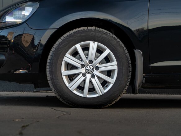 2012 Volkswagen Golf VI, чёрный, 795000 рублей - вид 7