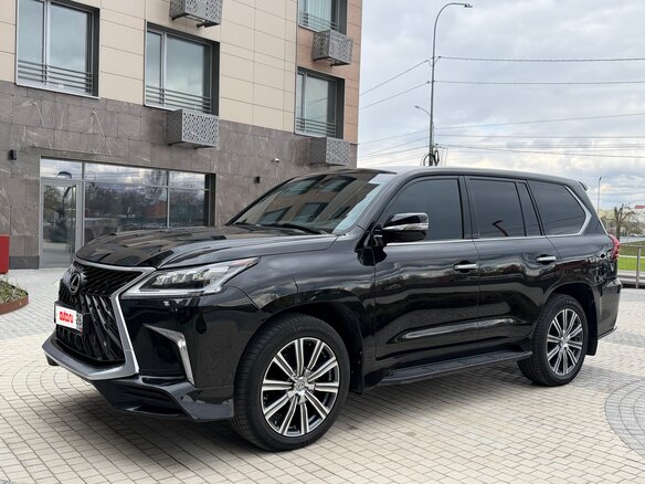 2017 Lexus LX 450d III Рестайлинг 2, чёрный, 7500000 рублей - вид 4
