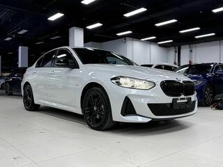 2023 BMW 1 серии 120i III (F52) Рестайлинг, серый, 2090000 рублей, вид 1