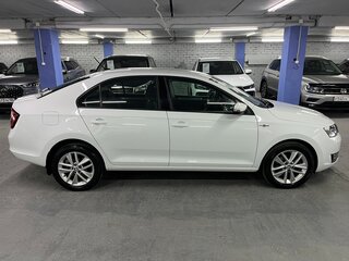 2019 Skoda Rapid I Рестайлинг, белый, 1595000 рублей, вид 4