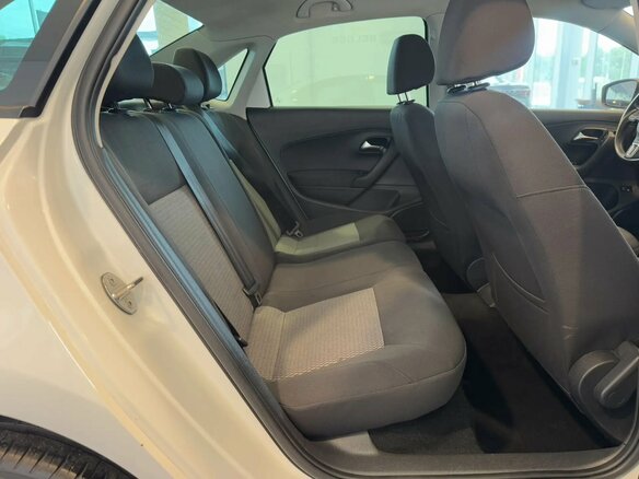 2014 Volkswagen Polo V, белый, 619000 рублей - вид 13