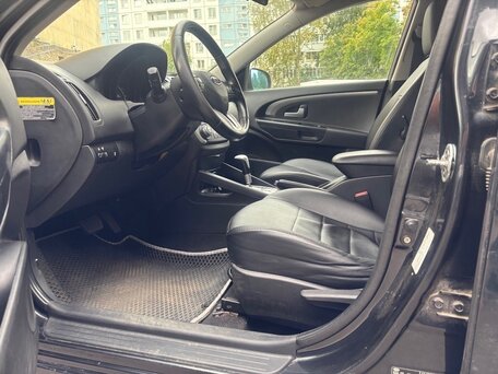 2010 Kia Ceed I Рестайлинг, чёрный, 540000 рублей, вид 3