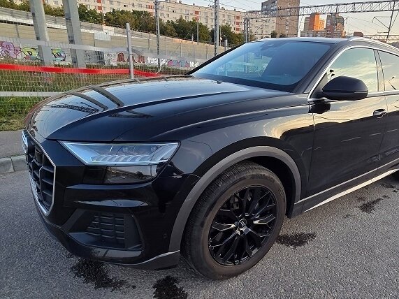 2021 Audi Q8 45 TDI I (4M), чёрный - вид 1