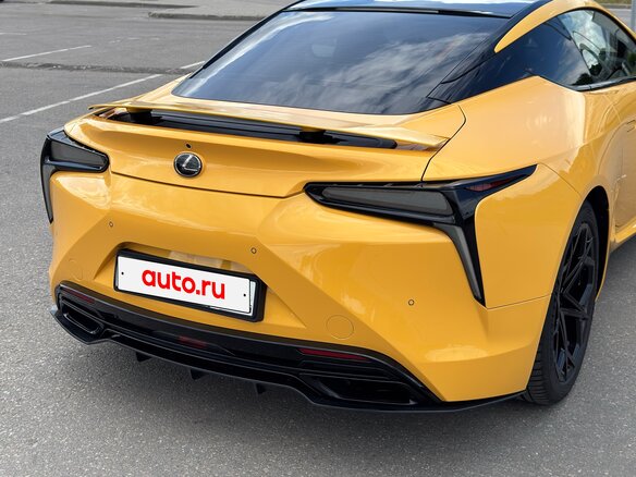 2017 Lexus LC 500 I, жёлтый, 8800000 рублей - вид 4