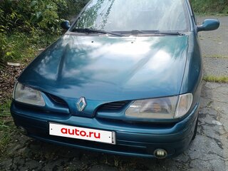 1999 Renault Megane I, зелёный, 250000 рублей, вид 1