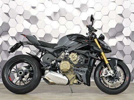 2023 Ducati Streetfighter V4, чёрный, 2199000 рублей, вид 3