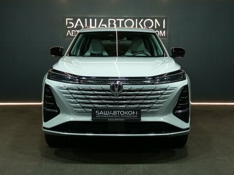 2024 Changan CS75 Plus III, серый, 2399000 рублей, вид 3
