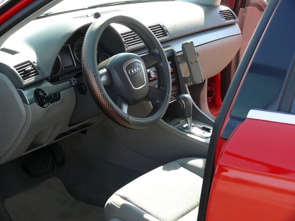 2004 Audi A4 III (B7), красный, 500000 рублей - вид 8
