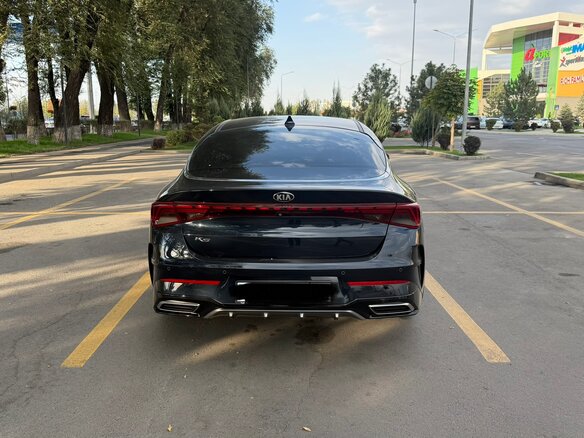2021 Kia K5 III, синий, 2290000 рублей - вид 4