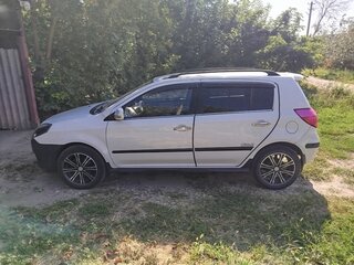 2015 Geely MK Cross I, белый, 400000 рублей, вид 4