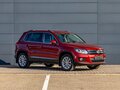 2011 Volkswagen Tiguan I Рестайлинг, красный, 1245000 рублей - вид 2