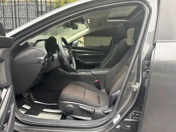 2023 Mazda 3 Axela IV (BP), серый, 1890004 рублей - вид 5