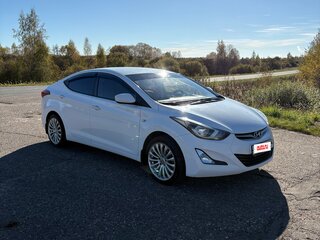 2015 Hyundai Elantra V (MD) Рестайлинг, белый, 1200000 рублей, вид 4