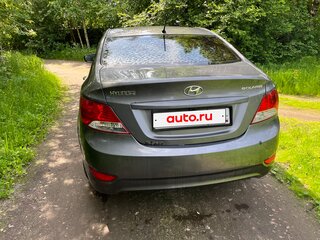 2013 Hyundai Solaris I, чёрный, 500000 рублей, вид 3
