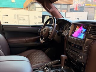 2010 Lexus LX 570 III, чёрный, 5000000 рублей, вид 5