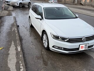 2016 Volkswagen Passat B8, белый, 1780000 рублей, вид 1