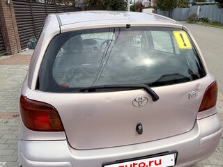 2002 Toyota Vitz I (P10), розовый, 300000 рублей, вид 3