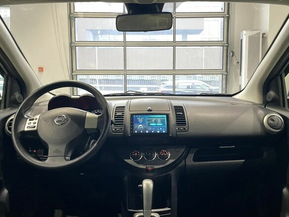 2013 Nissan Note I Рестайлинг, коричневый, 890000 рублей - вид 10