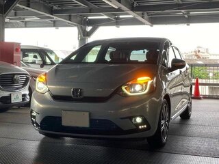 2022 Honda Fit IV, серебристый, 985000 рублей, вид 1