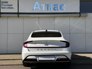 2021 Hyundai Sonata VIII (DN8), белый, 2490000 рублей, вид 4