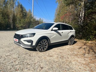 2024 Lada (ВАЗ) Vesta SW Cross I Рестайлинг (NG), белый, 1650000 рублей, вид 2