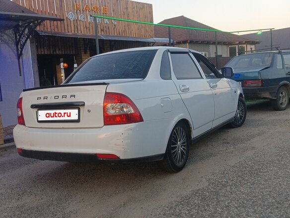 2009 Lada (ВАЗ) Priora I, белый, 390000 рублей - вид 3