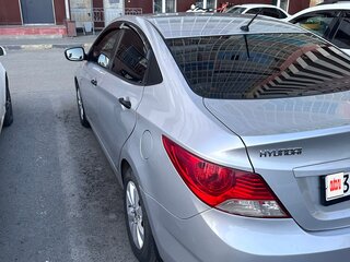 2012 Hyundai Solaris I, серебристый, 990000 рублей, вид 5