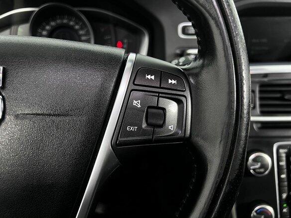2016 Volvo V60 I Рестайлинг, серебристый - вид 19