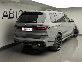 2026 BMW X7 40d I (G07) Рестайлинг, серый, 19700000 рублей, вид 4