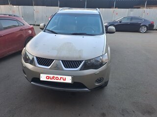 2008 Mitsubishi Outlander II, бежевый, 980000 рублей, вид 4