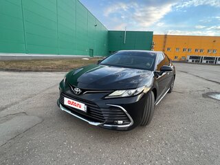 2023 Toyota Camry VIII (XV70) Рестайлинг, чёрный, 3850000 рублей, вид 2