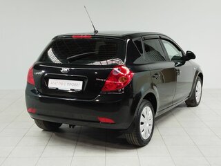 2007 Kia Ceed I, чёрный, 534000 рублей, вид 5