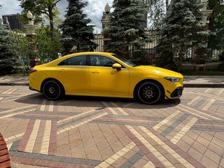 2020 Mercedes-Benz CLA 200 II (C118, X118), жёлтый, 2700000 рублей, вид 4