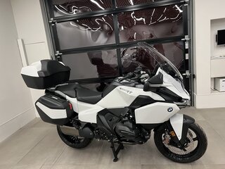 2025 BMW R 1300 RT, белый, 3750000 рублей, вид 5