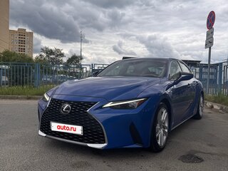 2021 Lexus IS 300 III Рестайлинг 2, синий, 3800000 рублей, вид 2