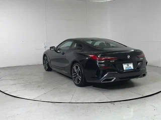 2025 BMW 8 серии 840i xDrive II (G14/G15/G16) Рестайлинг, чёрный, 8241289 рублей, вид 2